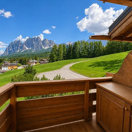 Ca Dei Soffi Panoramic Attic Apartmán Cortina dʼAmpezzo